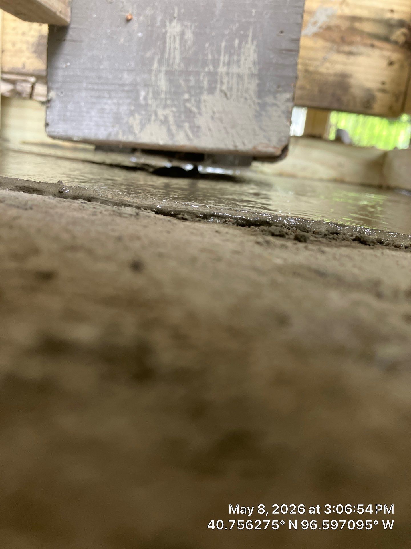 Underlying cause of moisture in crawl space in Midwest homes