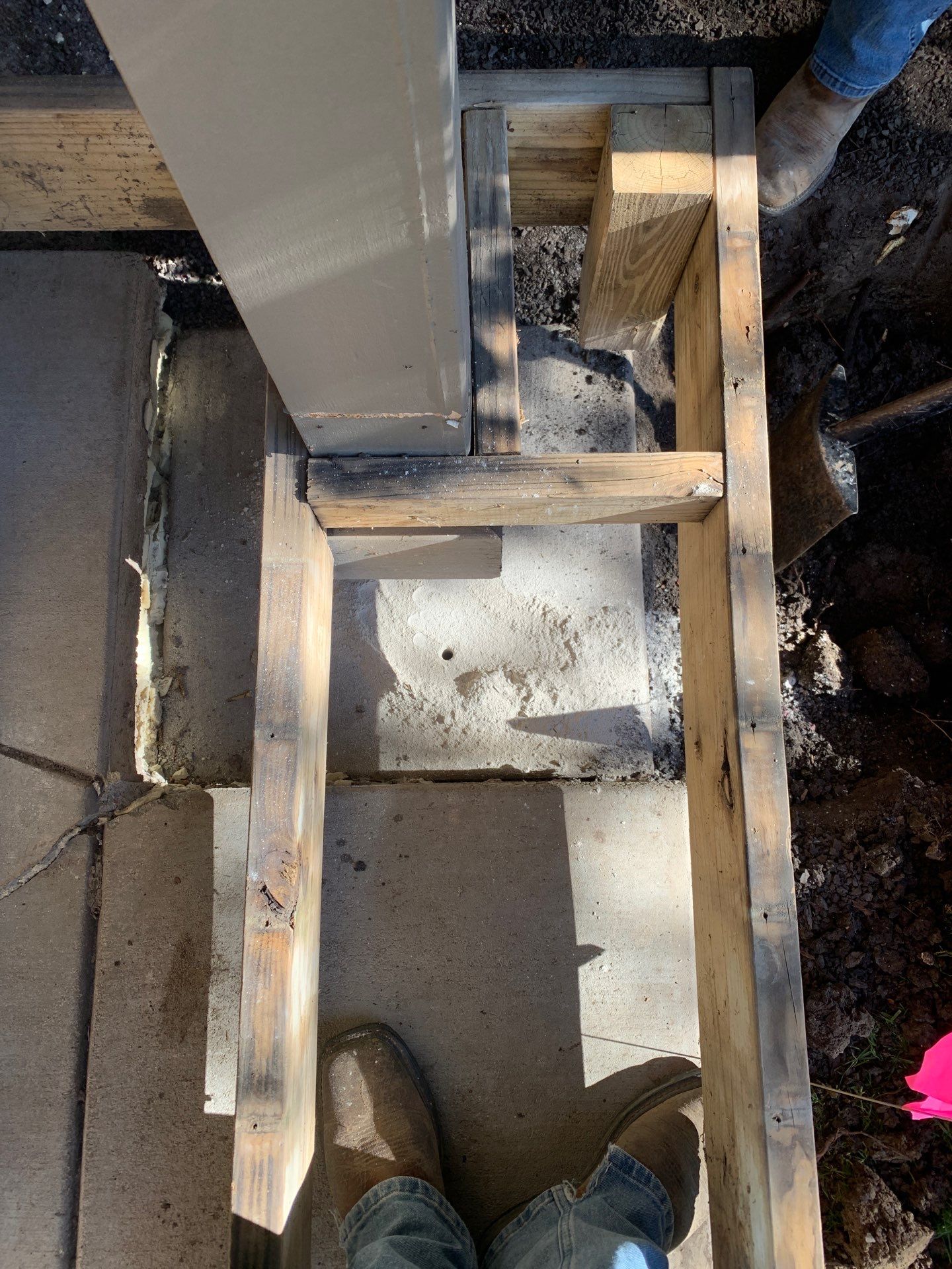 Underlying cause of foundation upheaval in Midwest homes
